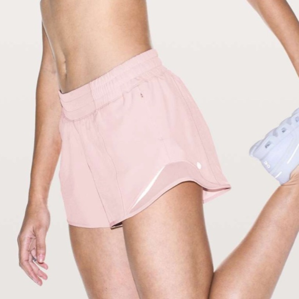 Lululemon *Rare HTF* Hotty Hot Shorts Pink 10 4” Mid-rise